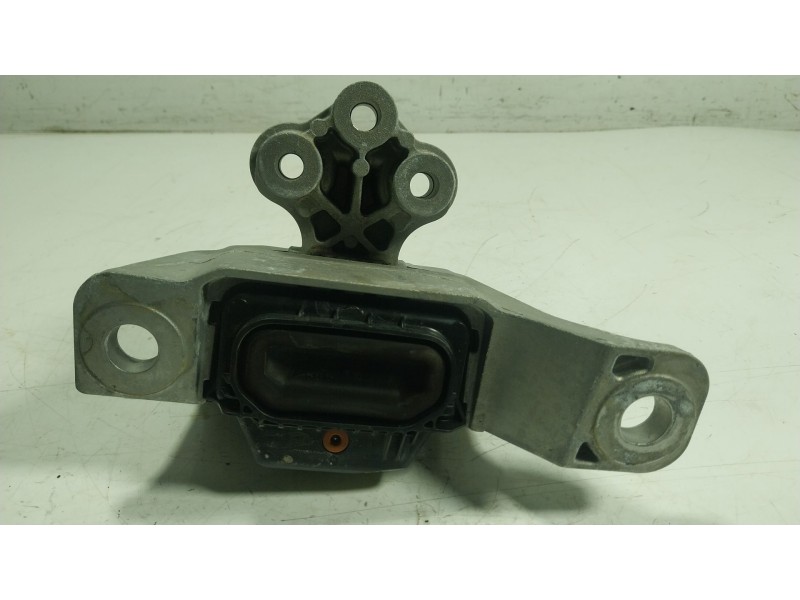 Recambio de soporte motor derecho para ford focus iv (hn) 1.0 ecoboost referencia OEM IAM 2388441  
