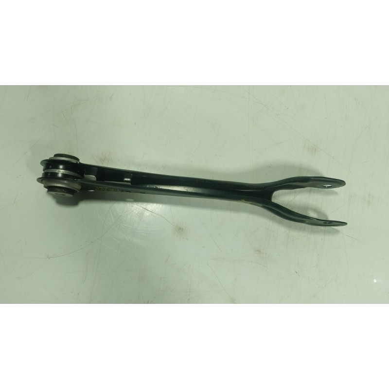 Recambio de brazo suspension inferior trasero derecho para bmw 5 (g30, f90) 530 d xdrive referencia OEM IAM 33306893528  