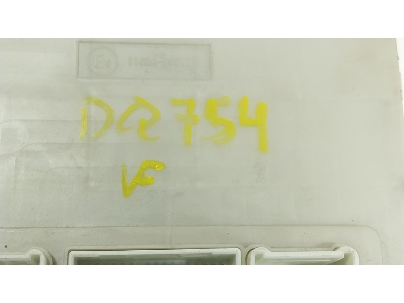 Recambio de caja reles / fusibles para honda insight (ze_) 1.3 ima (ze2) referencia OEM IAM 38200TM8G31 TM8G21091050863 