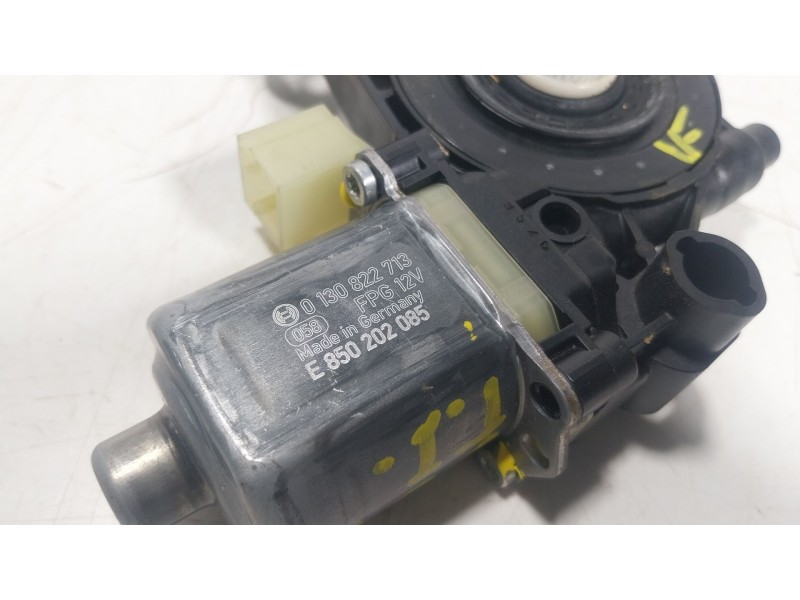 Recambio de motor elevalunas trasero izquierdo para audi q3 (f3b) 35 tdi referencia OEM IAM 5Q0959801 5Q0959801 