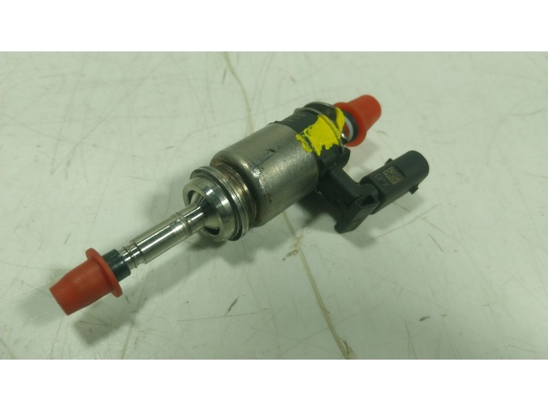 Recambio de inyector para audi a3 sportback (8ya, 8yf) 35 tfsi referencia OEM IAM 04E906036AD  