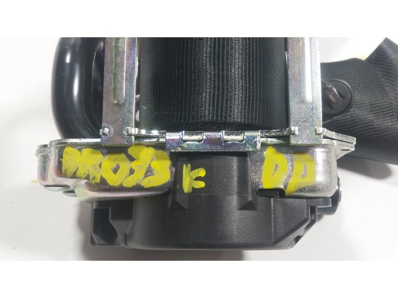 Recambio de cinturon seguridad delantero derecho para volvo v40 hatchback (525) d2 referencia OEM IAM 31418479 31390454 