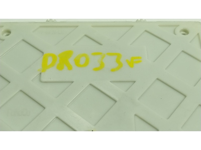 Recambio de caja reles / fusibles para volvo v40 hatchback (525) d2 referencia OEM IAM 31394963 31394963 