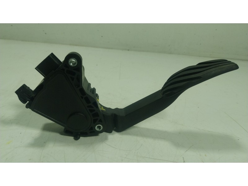Recambio de potenciometro pedal para nissan juke (f16_) 1.6 hybrid referencia OEM IAM 180026PE0B 180026PE0B 