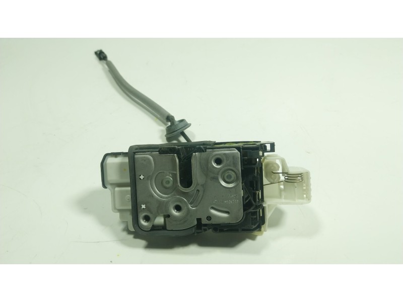 Recambio de cerradura puerta trasera izquierda para volvo v40 hatchback (525) d2 referencia OEM IAM 31440397 31391830 