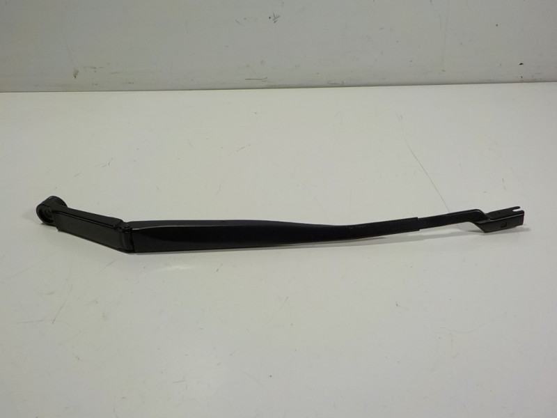 Recambio de brazo limpia delantero izquierdo para toyota c-hr hybrid dynamic referencia OEM IAM 85221F4010  