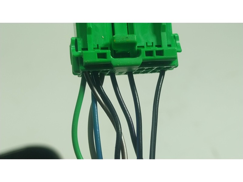 Recambio de espejo derecho para volvo v40 hatchback (525) d2 referencia OEM IAM  31278139 