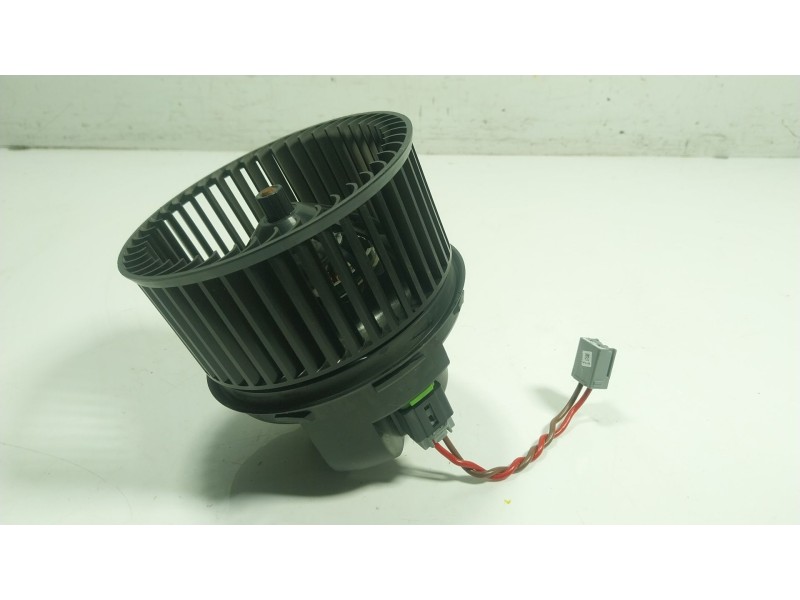 Recambio de motor calefaccion para volvo v40 hatchback (525) d2 referencia OEM IAM 31369448 AV6N18456AA 