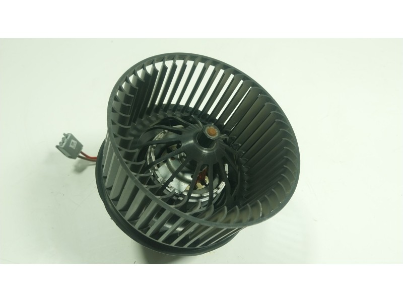 Recambio de motor calefaccion para volvo v40 hatchback (525) d2 referencia OEM IAM 31369448 AV6N18456AA 