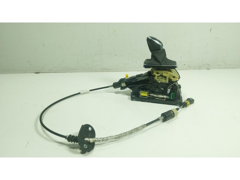 Recambio de palanca cambio para volvo v40 hatchback (525) d2 referencia OEM IAM 31367484 31367680 