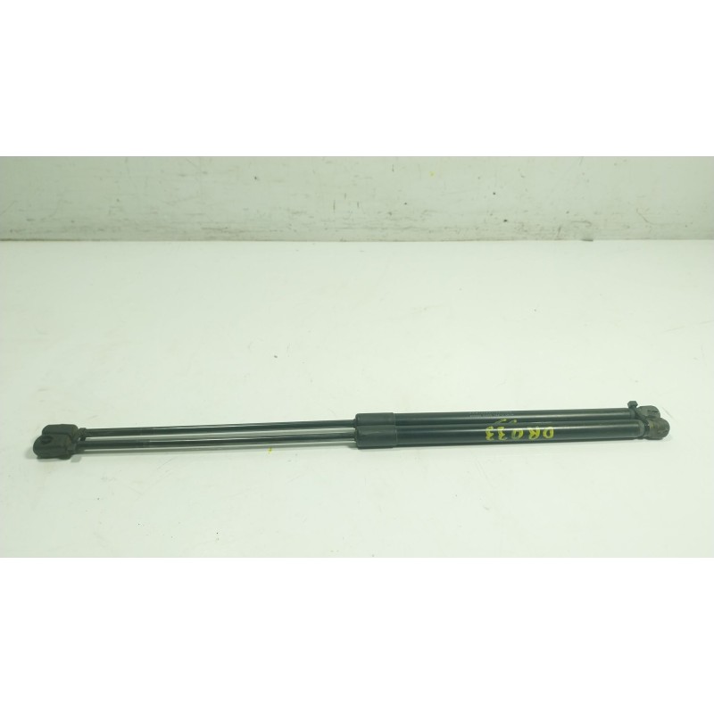 Recambio de amortiguadores maletero / porton para volvo v40 hatchback (525) d2 referencia OEM IAM 31395607 31305607 