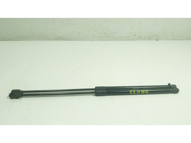 Recambio de amortiguadores maletero / porton para volvo v40 hatchback (525) d2 referencia OEM IAM 31395607 31305607 