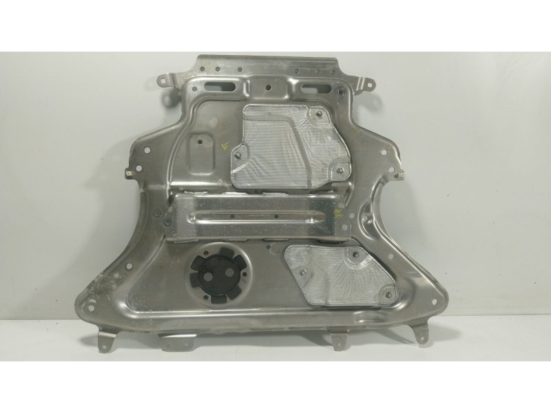 Recambio de cubrecarter para bmw 5 (g30, f90) 530 d xdrive referencia OEM IAM 31106887547 6883283 