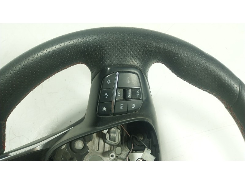 Recambio de volante para ford fiesta vii (hj, hf) 1.0 ecoboost referencia OEM IAM 2523264 34264658B 