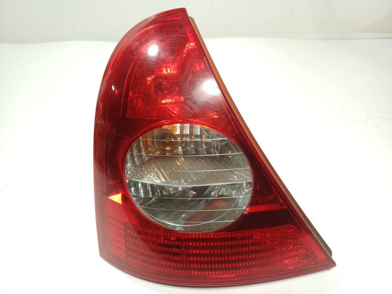 Recambio de piloto trasero izquierdo para renault clio ii fase ii (b/cb0) 1.2 referencia OEM IAM   