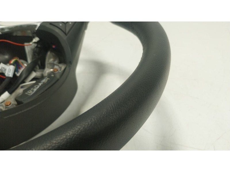 Recambio de volante para nissan juke (f16_) 1.6 hybrid referencia OEM IAM 484306PF2D 484306PF2D 