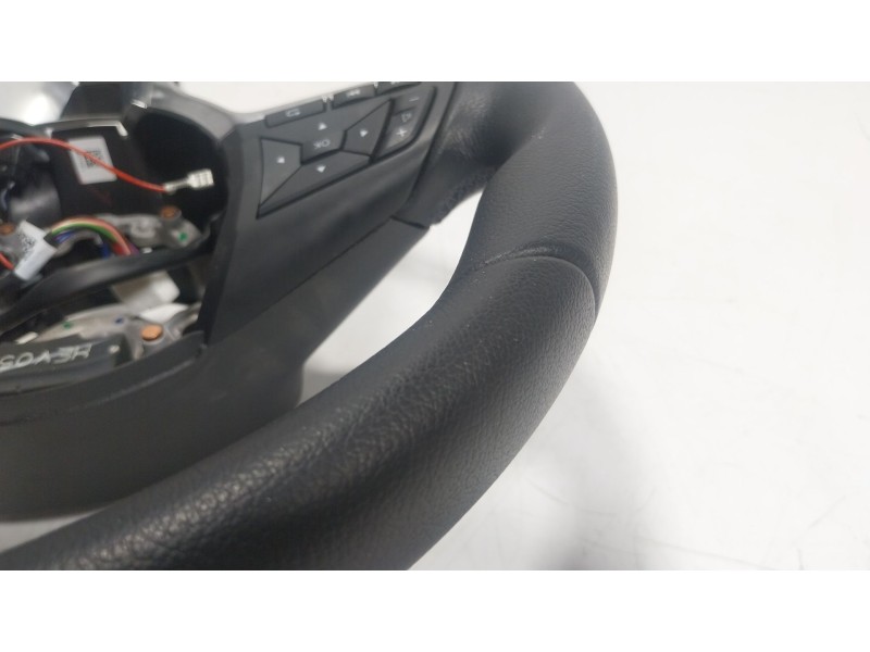 Recambio de volante para nissan juke (f16_) 1.6 hybrid referencia OEM IAM 484306PF2D 484306PF2D 