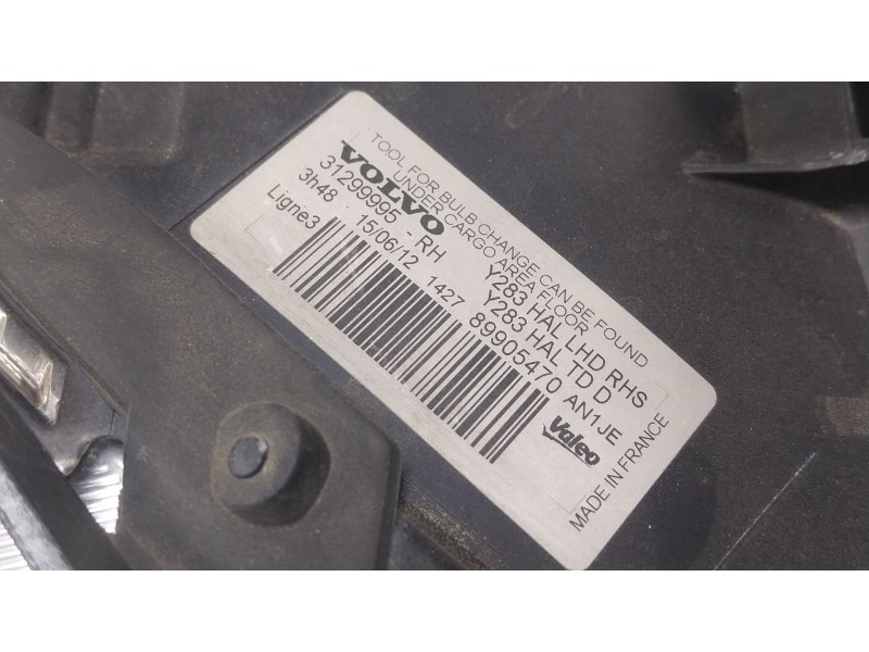 Recambio de faro derecho para volvo s60 ii (134) d4 referencia OEM IAM  31299995 