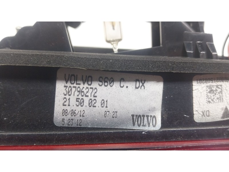 Recambio de piloto trasero derecho interior para volvo s60 ii (134) d4 referencia OEM IAM  30796272 