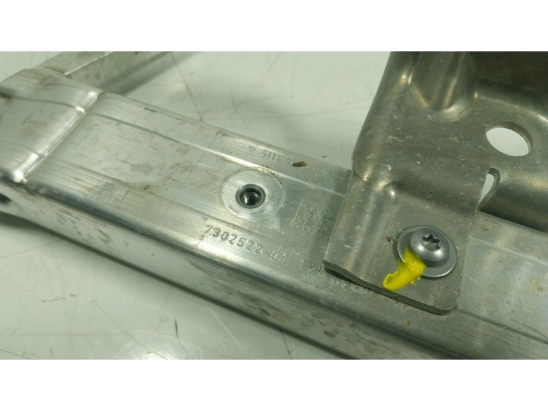 Recambio de travesaño inferior para bmw x1 (f48) xdrive 20 d referencia OEM IAM  730252204 