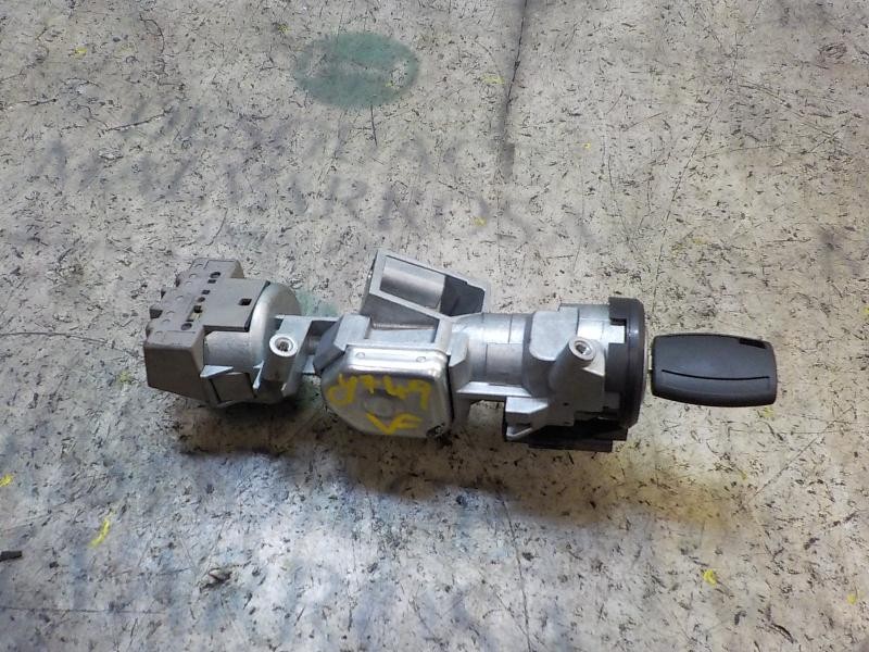 Recambio de antirrobo para ford focus lim. (cb4) 1.6 tdci cat referencia OEM IAM 1681167 3M513F880AE 