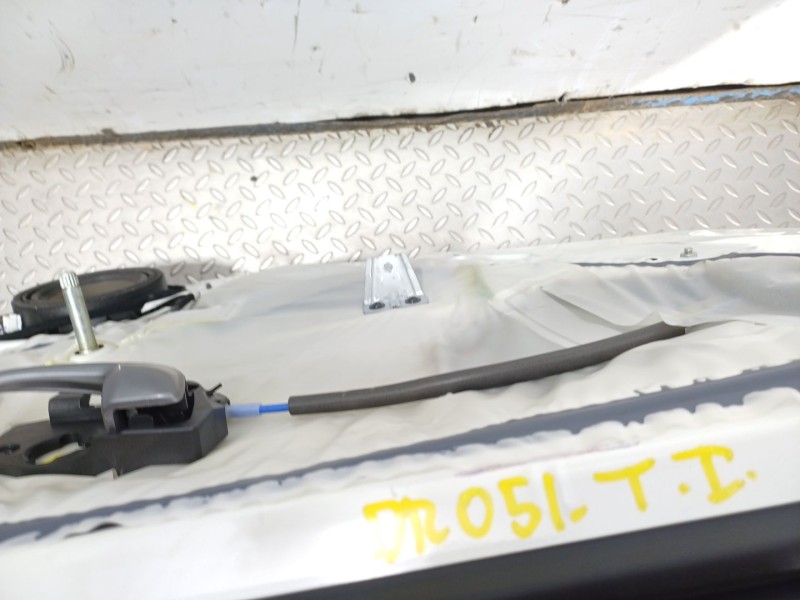 Recambio de puerta trasera izquierda para kia rio iii (ub) 1.2 cvvt referencia OEM IAM   