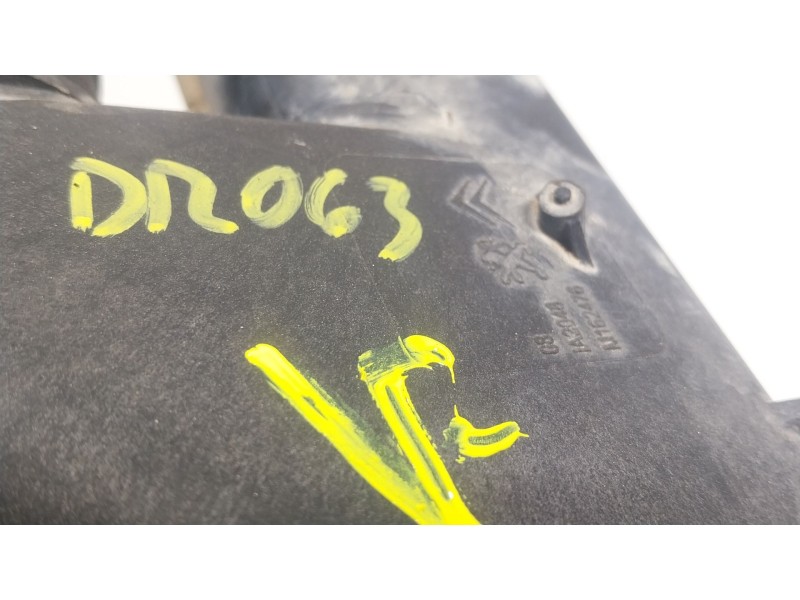 Recambio de intercooler para citroën c4 picasso ii 1.2 thp 130 referencia OEM IAM  9675627980 