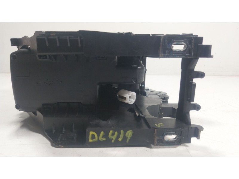 Recambio de apoyabrazos central para seat leon sportstourer (kl8) xcellence referencia OEM IAM  5FA858329 