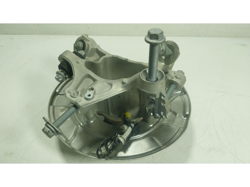 Recambio de mangueta trasera derecha para bmw 8 gran coupe (g16, f93) 840 i xdrive referencia OEM IAM  686180204 