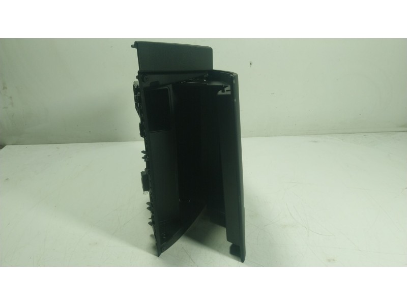 Recambio de guantera para seat leon sportstourer (kl8) xcellence referencia OEM IAM   
