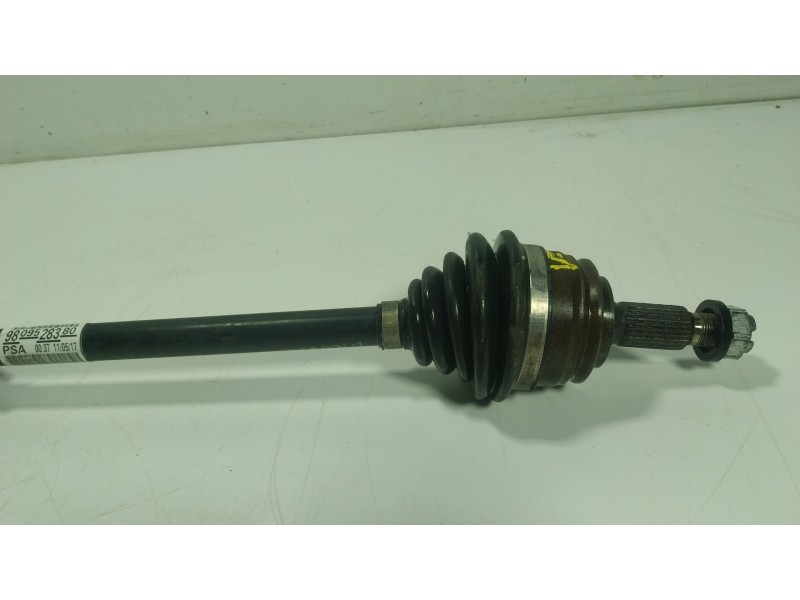 Recambio de transmision derecha para citroën c4 picasso ii 1.2 thp 130 referencia OEM IAM  9809528380 