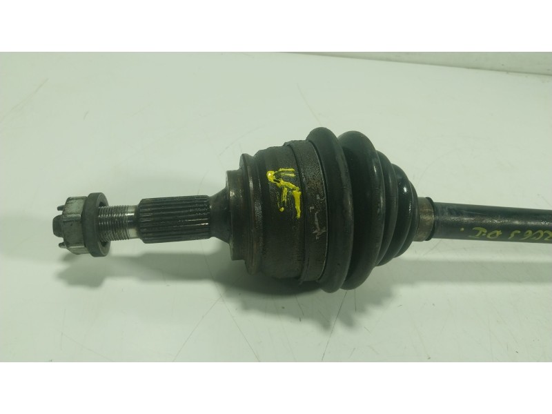 Recambio de transmision izquierda para citroën c4 picasso ii 1.2 thp 130 referencia OEM IAM  9677915180 