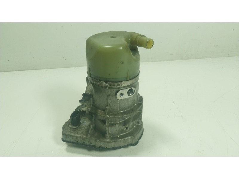 Recambio de bomba direccion para volvo s60 ii (134) d4 referencia OEM IAM  31360493 