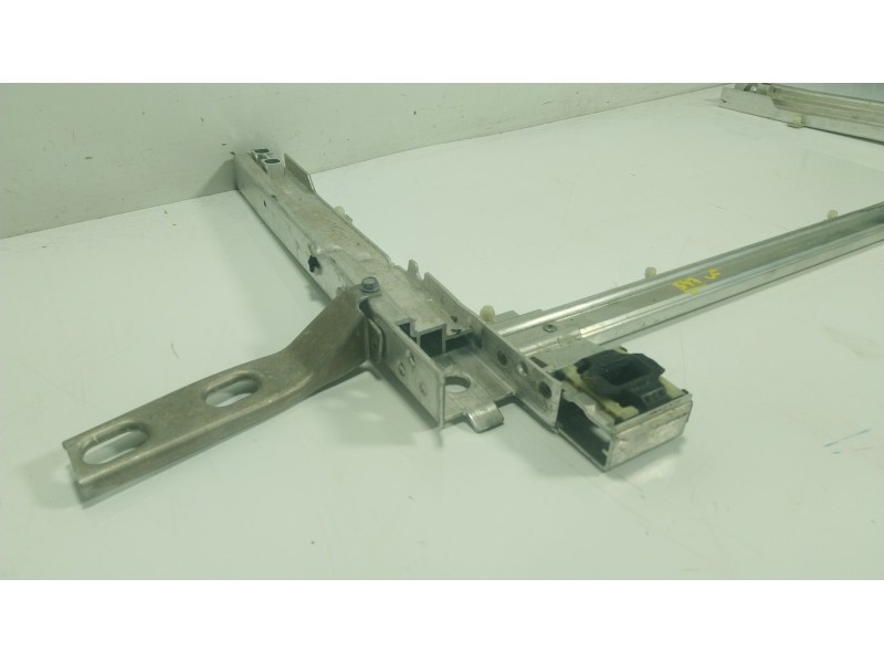 Recambio de travesaño inferior para bmw x1 (f48) xdrive 18 d referencia OEM IAM   