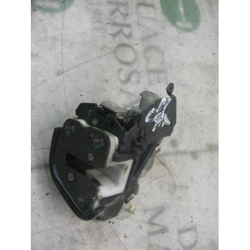 CERRADURA PUERTA TRASERA DERECHA 