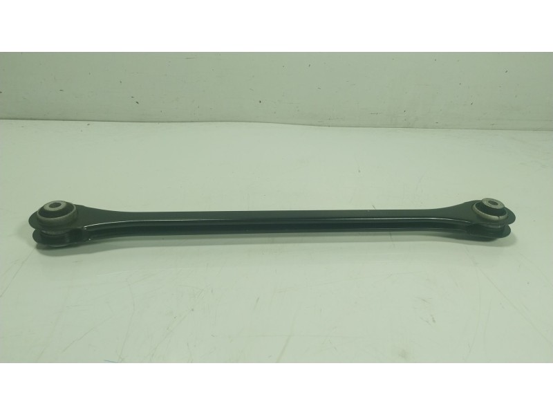 Recambio de brazo suspension superior trasero izquierdo para bmw x1 (f48) xdrive 18 d referencia OEM IAM  685156904 