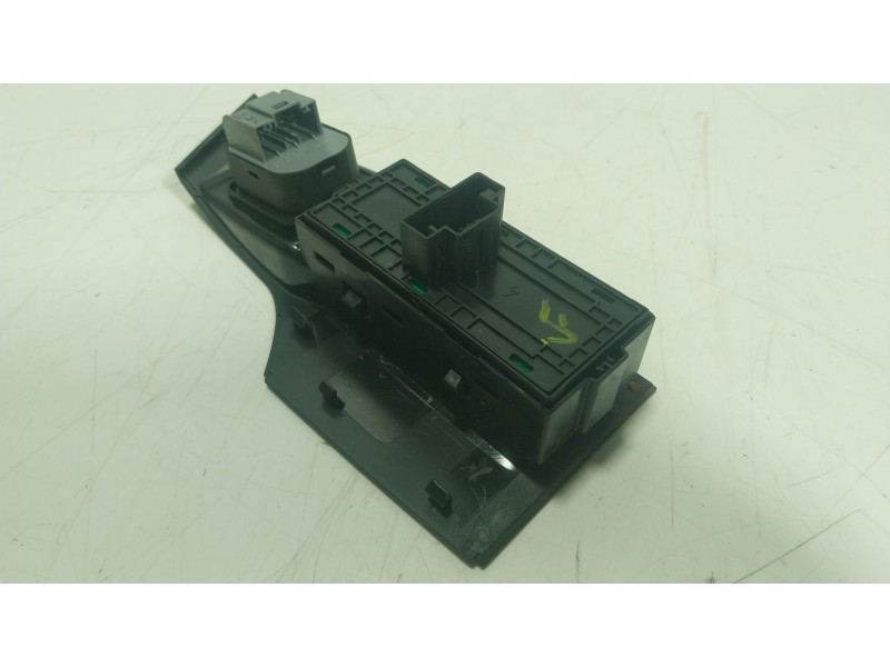 Recambio de mando elevalunas delantero izquierdo para seat leon sportstourer (kl8) xcellence referencia OEM IAM  5G0959857E 