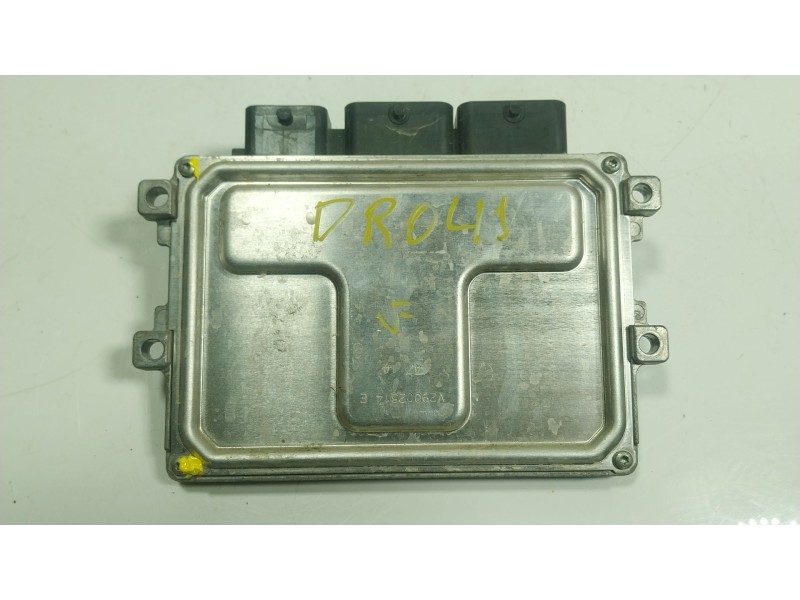 Recambio de centralita motor uce para peugeot 108 1.2 referencia OEM IAM  9807138880 