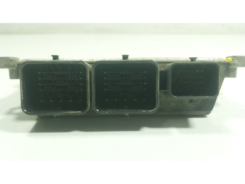 Recambio de centralita motor uce para peugeot 108 1.2 referencia OEM IAM  9807138880 