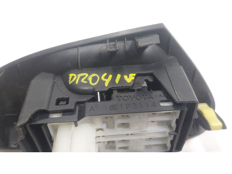 Recambio de mando elevalunas delantero izquierdo para peugeot 108 1.2 referencia OEM IAM  CZ1140U96A 