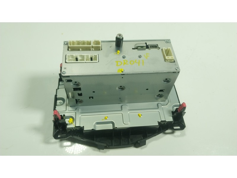 Recambio de sistema audio / radio cd para peugeot 108 1.2 referencia OEM IAM  861400H010 