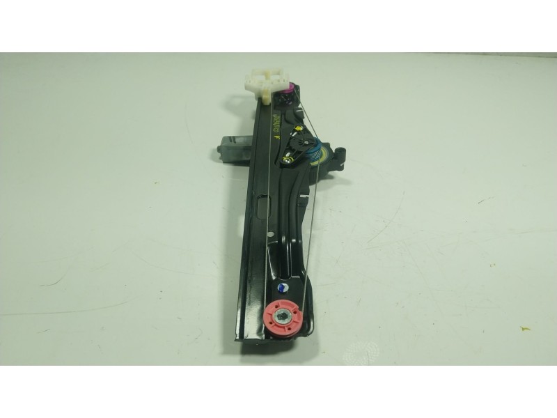 Recambio de elevalunas trasero derecho para bmw x1 (f48) xdrive 18 d referencia OEM IAM  734951208 