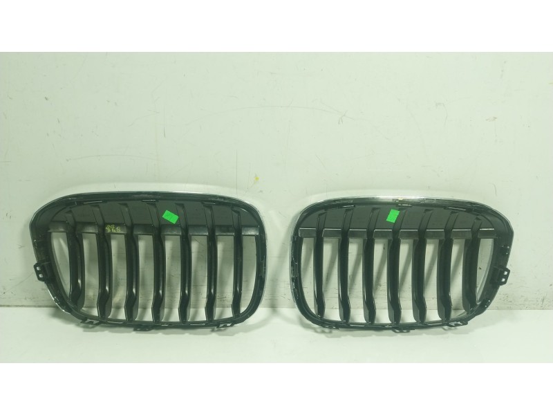 Recambio de rejilla para bmw x1 (f48) xdrive 18 d referencia OEM IAM  7354824 