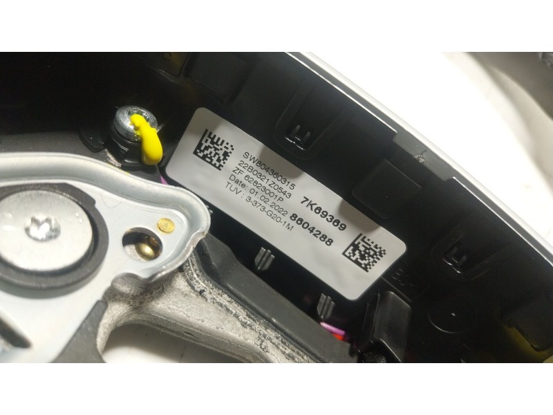 Recambio de volante para bmw 2 gran coupe (f44) 218 i referencia OEM IAM  SW804360315 