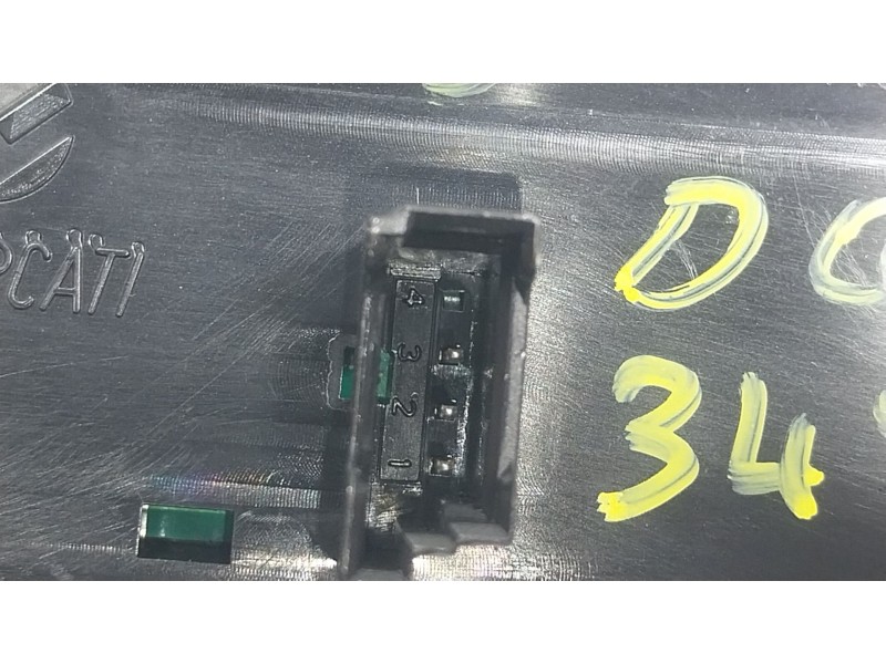 Recambio de mando luces para bmw x1 (f48) xdrive 20 d referencia OEM IAM  684752401 