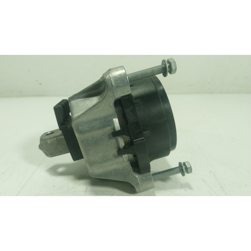 Recambio de soporte motor izquierdo para bmw 8 gran coupe (g16, f93) 840 i xdrive referencia OEM IAM  686047103 
