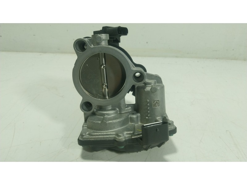 Recambio de caja mariposa para bmw 2 gran coupe (f44) 218 i referencia OEM IAM  13547618838 