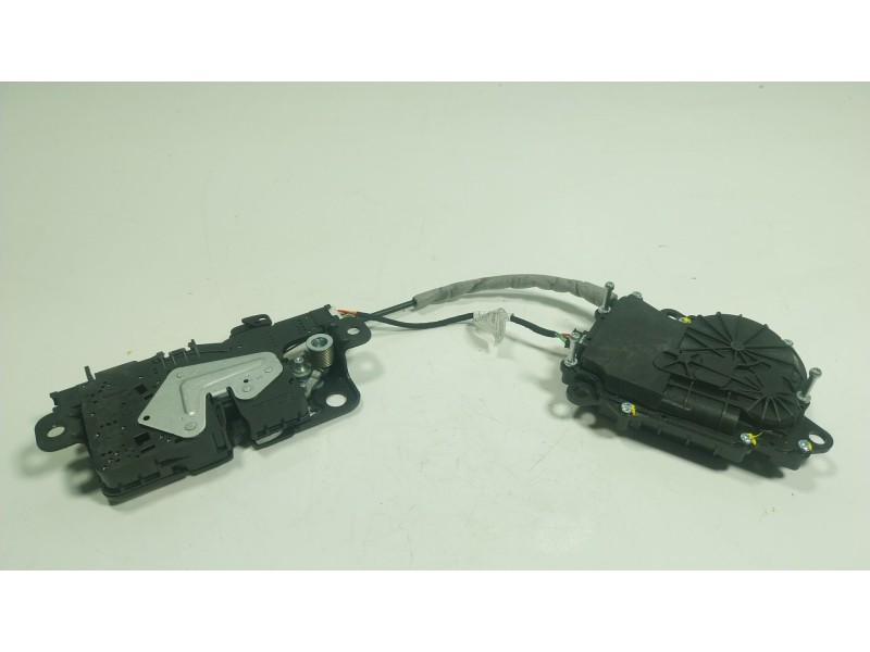 Recambio de cerradura maletero / porton para bmw x1 (f48) xdrive 20 d referencia OEM IAM  UA737400610 