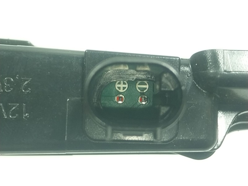 Recambio de piloto trasero central para bmw x1 (f48) xdrive 20 d referencia OEM IAM  6325729744611 