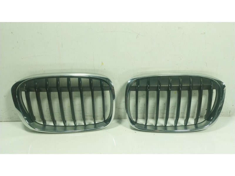 Recambio de rejilla para bmw x1 (f48) xdrive 20 d referencia OEM IAM  7383363 